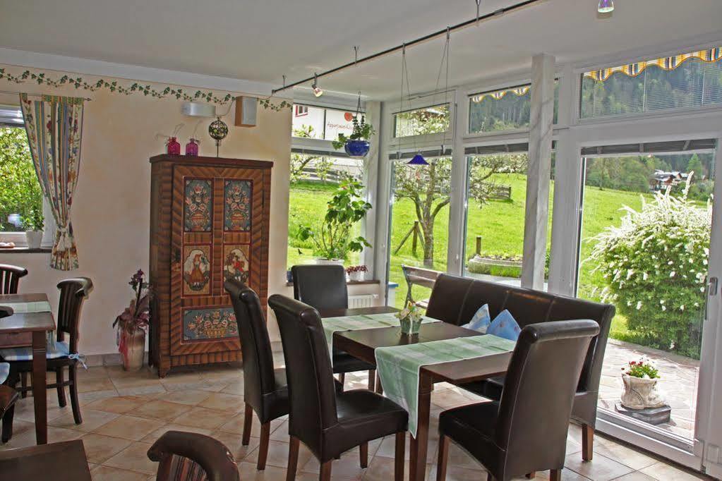 קפרון Haus Katharina, Summercard Included מראה חיצוני תמונה